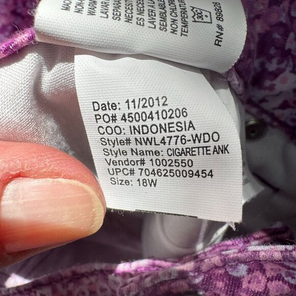 Nine West Jeans Womens Cigarette Fit Skinny Leg Pink Floral Capri Jean Pant 18W - Picture 11 of 11